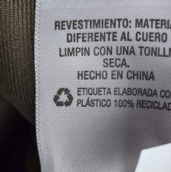 Universal Thread Goods Co Non Leather Olive Green Tote Bag with Adjustable Strap - Picture 11 of 11